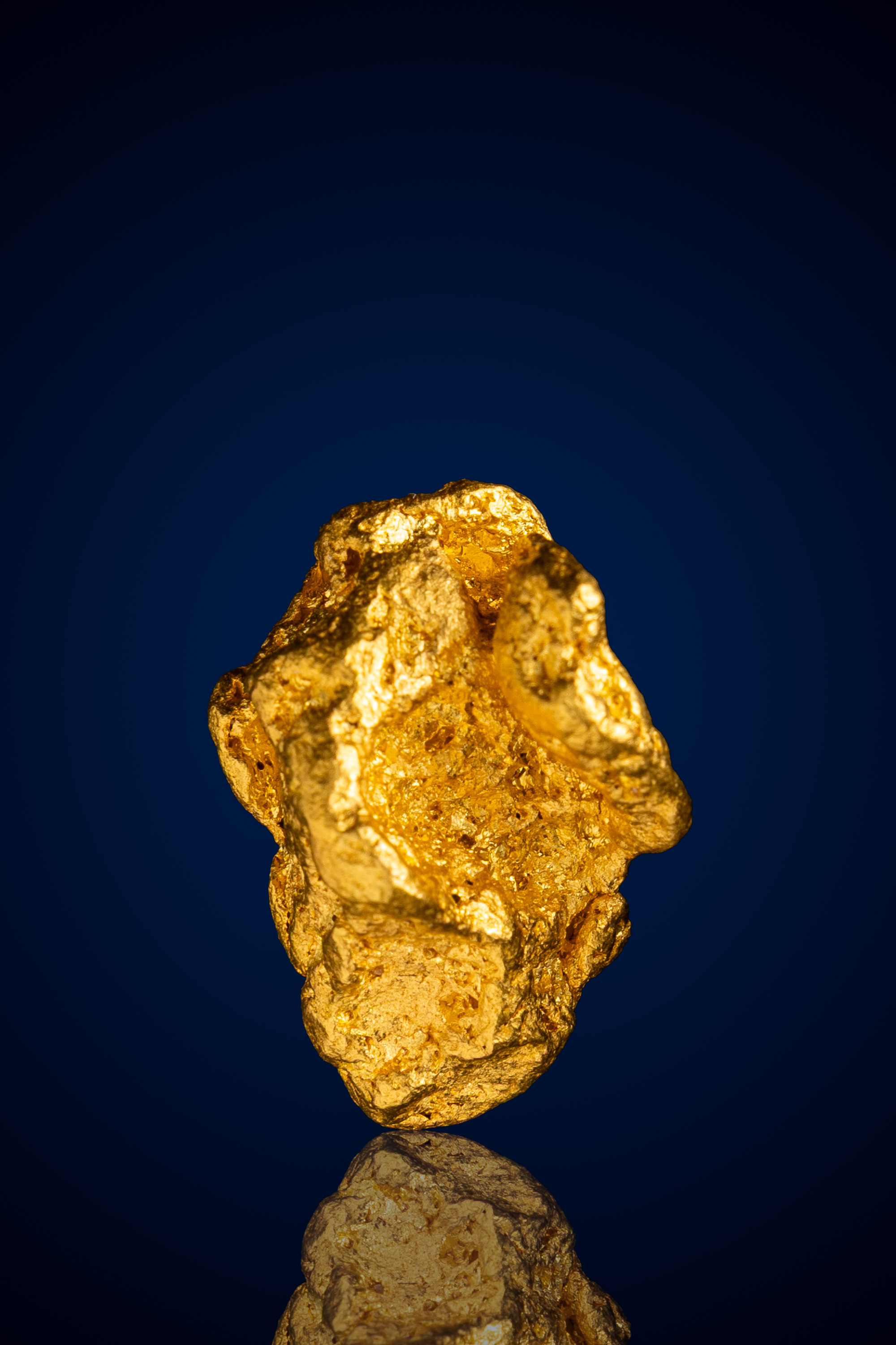 (image for) Lustrous, Contoured Natural Gold Nugget - Western Australia - 9.86 grams